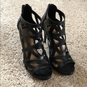 Size 7 Black Fergalicious Heels! only worn once!